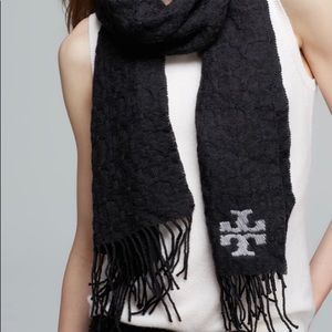 Tory Burch Whipstitch Winter Scarf